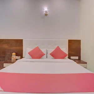 oyo-39859-hotel-shiv-ganga-inn.hotels-varanasi.com/