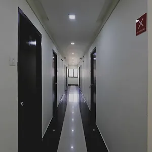 O Golden Wings Hotel